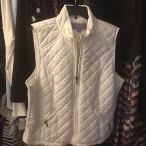 White vest